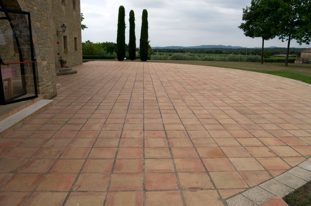 Clay Floor Tiles in Karachi